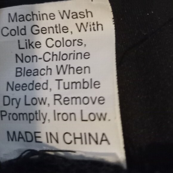 Thrifted Women's Plus Size (5XL) 28W-30W Dragon Graphic High-Rise Leggings - Picture 4 of 6